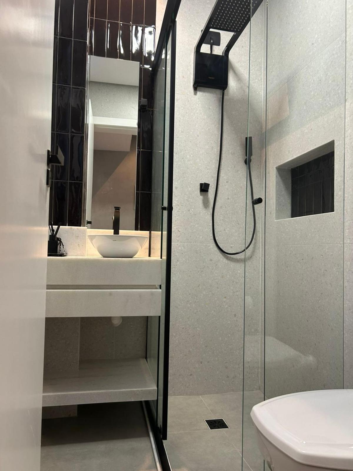 Apartamento Frente A Praia Do Embare Santos Екстериор снимка