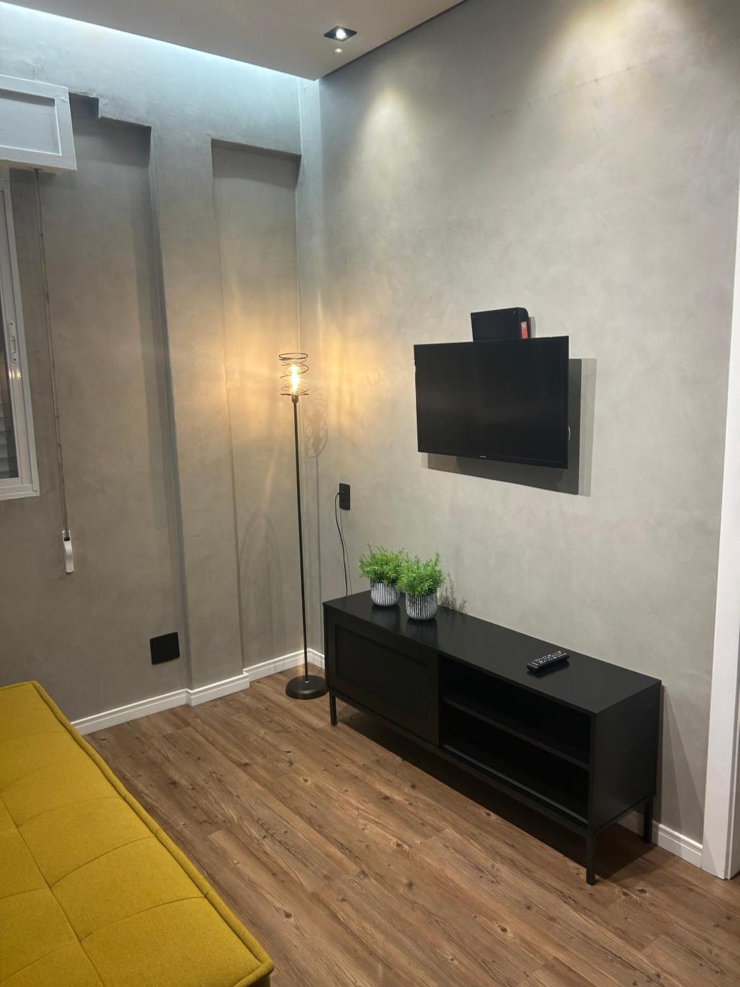 Apartamento Frente A Praia Do Embare Santos Екстериор снимка